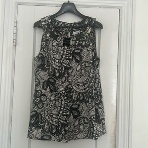 Calvin Klein black and white pattern sleeves top